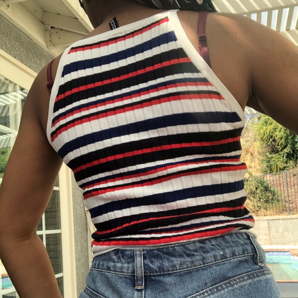 Striped Razor Neck Top - Picture 3 of 4